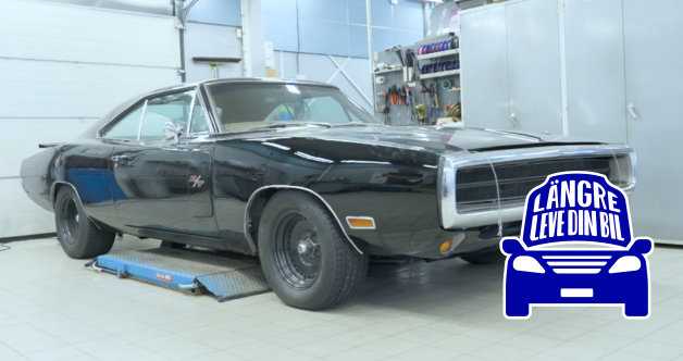 Calle Halfvarssons Dodge Charger på verkstan
