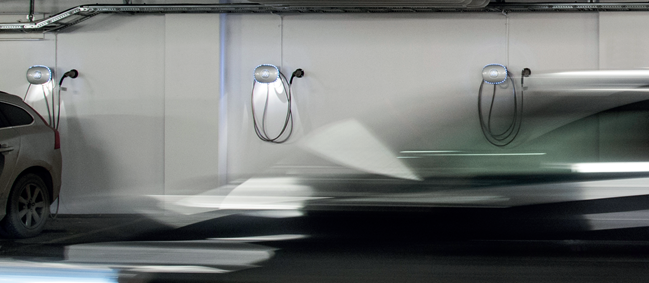 laddbox-installation Laddboxinstallation i ett garage