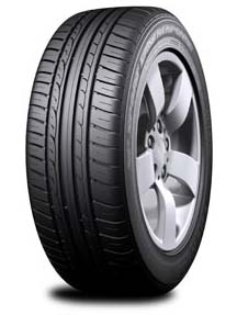 Däck för sommaren på fälg.